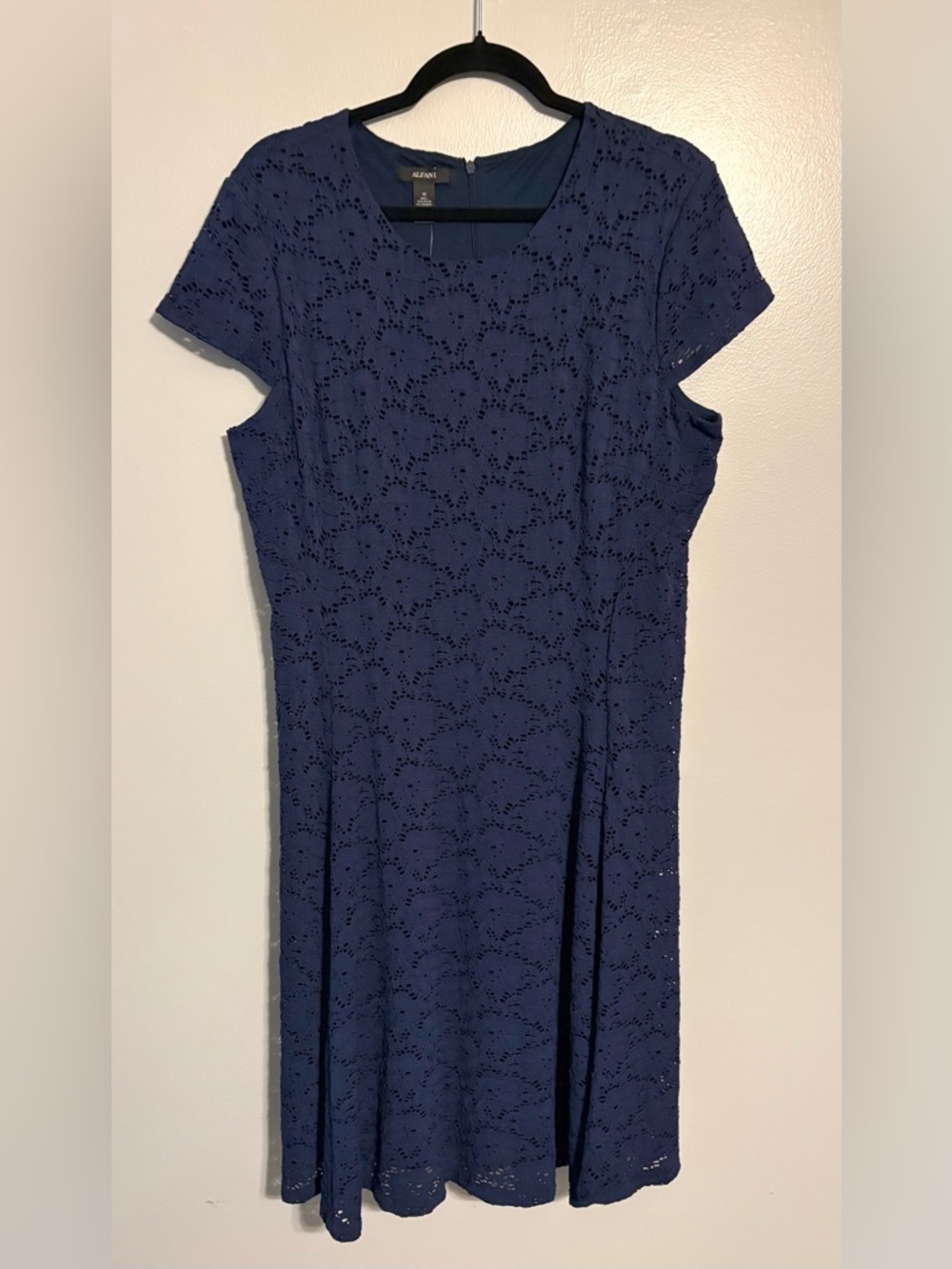 ❤️ Alfani Midi Dress in Beautiful Tone-on-Tone Navy Lace Size 16